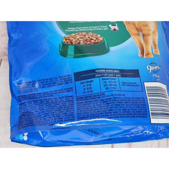 9 Lives Plus Care Tuna & Egg Flavor Complete Balance Adult Cat Food 12 oz Bag - Picture 7 of 11